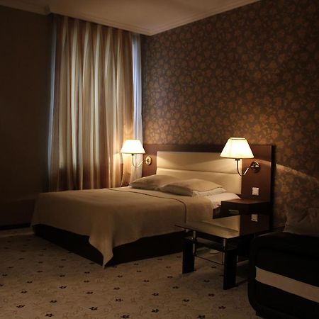 קוטאיסי Hotel Empire חדר תמונה